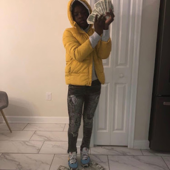 Meet your Posher, Markayvian - Picture 1 of 1